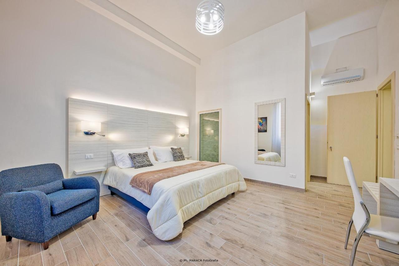 B&B Gianmarti Suite Lecce Ngoại thất bức ảnh