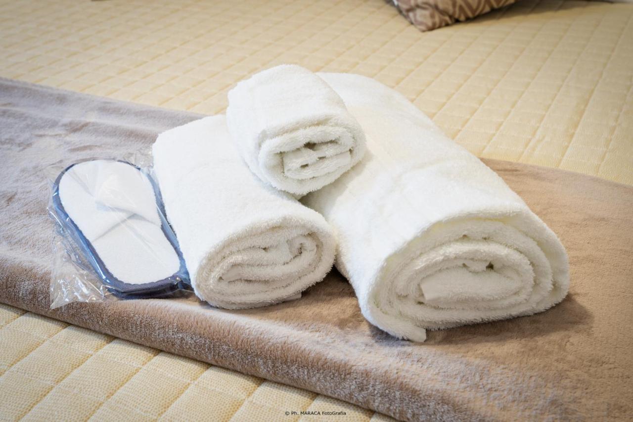 Hotiday Room Collection - Lecce Gianmarti Suite Ngoại thất bức ảnh